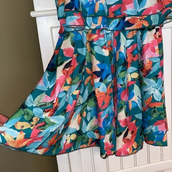 Tropical Floral Romper Spaghetti Strap Top & Flowy Shorts ~ Brand New - Picture 11 of 15